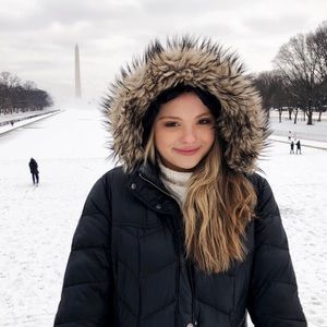 Meet your Posher, Emily